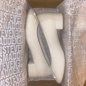 STEVE MADDEN WHITE BALLET SHOES